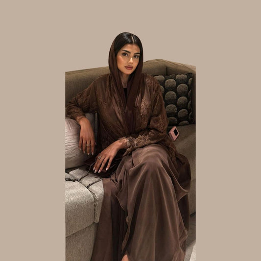 Saharawi Elegant Brown Lace Abaya