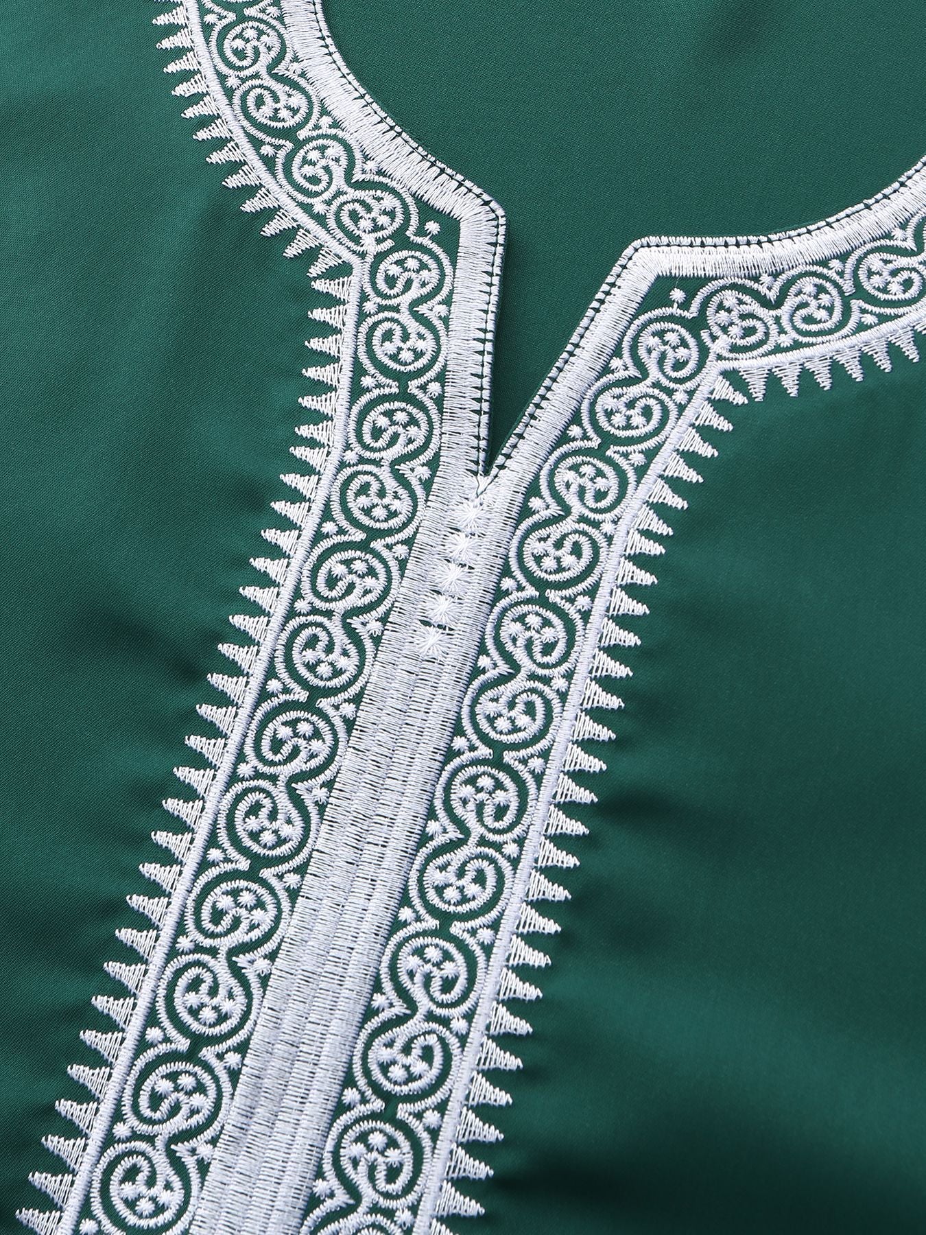 Saharawi Men's Embroidered Moroccan Gandoura Thobe