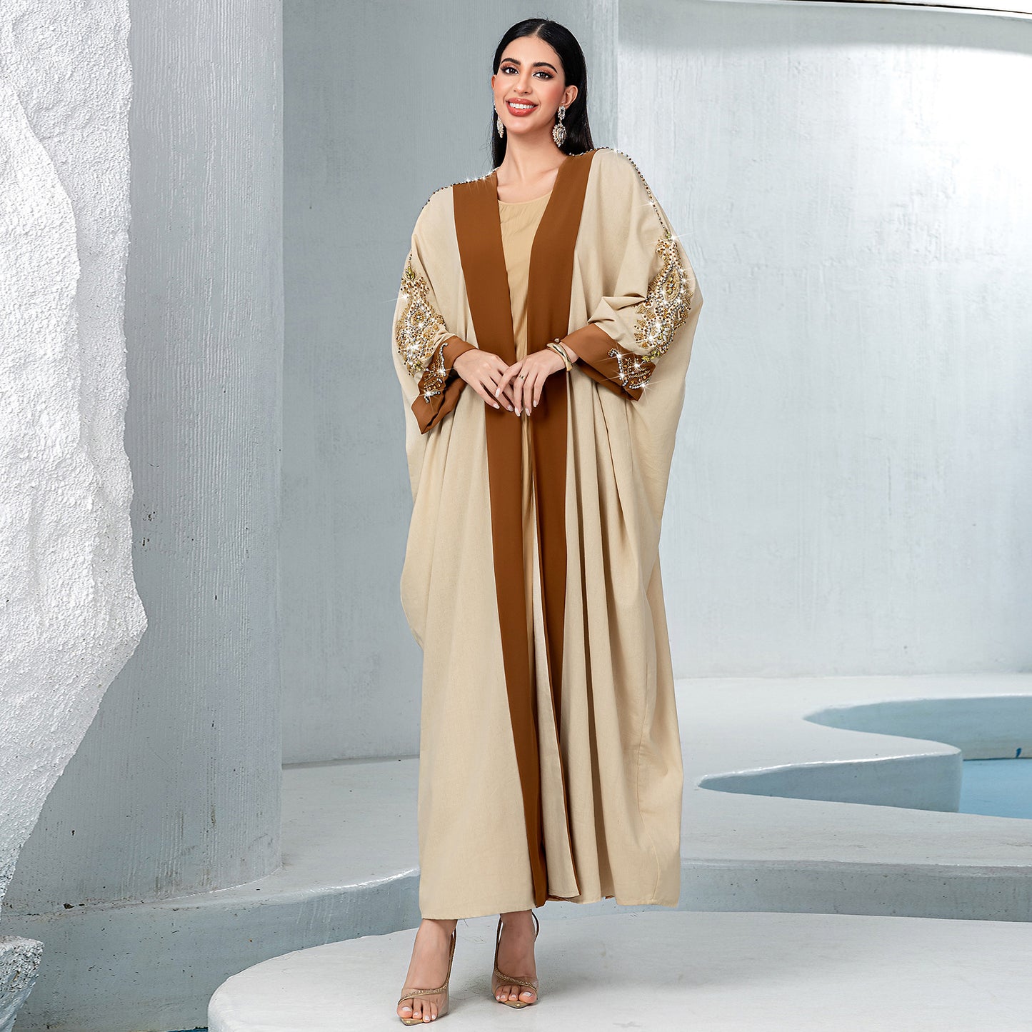 Saharawi Luxury Embellished Abaya