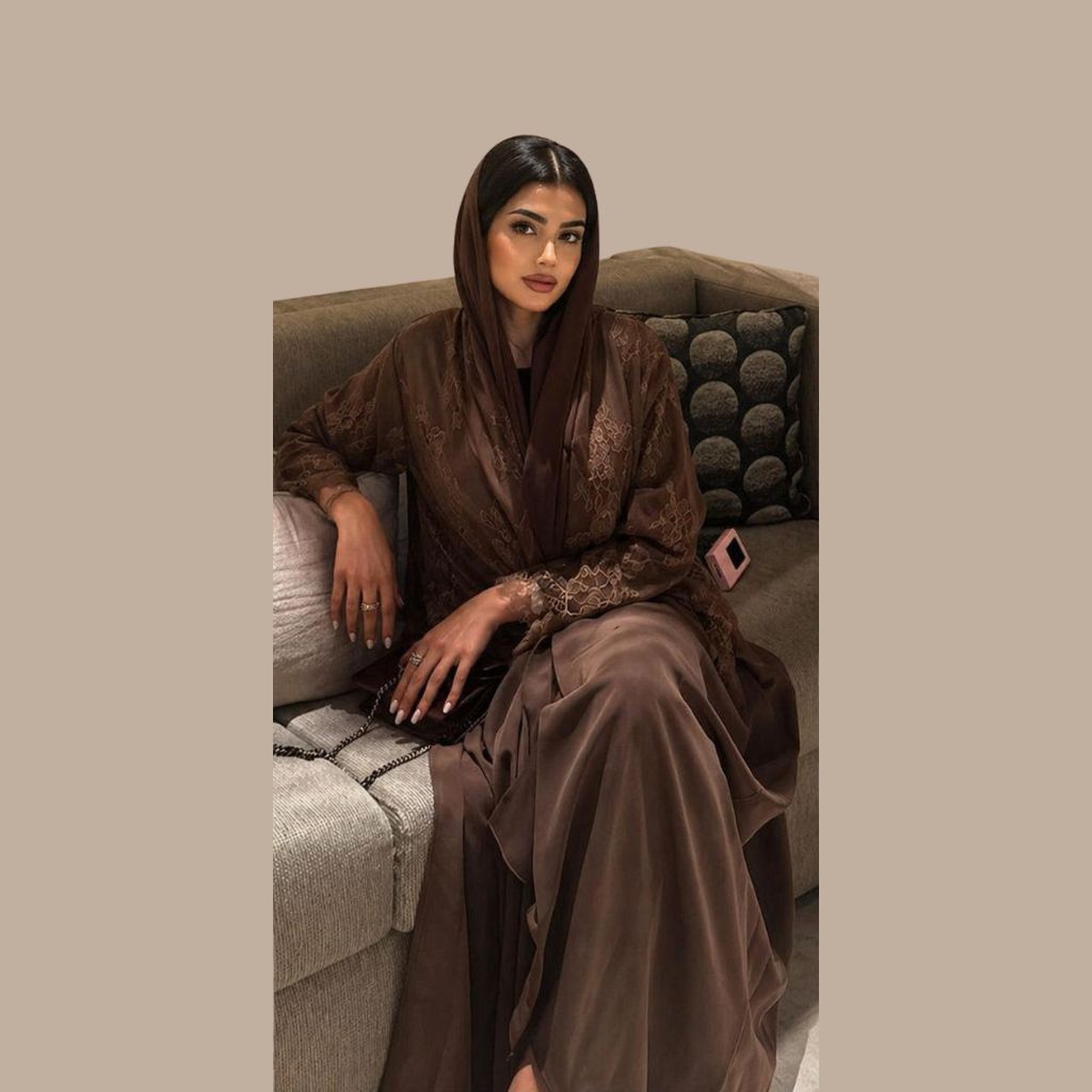 Saharawi Elegant Brown Lace Abaya